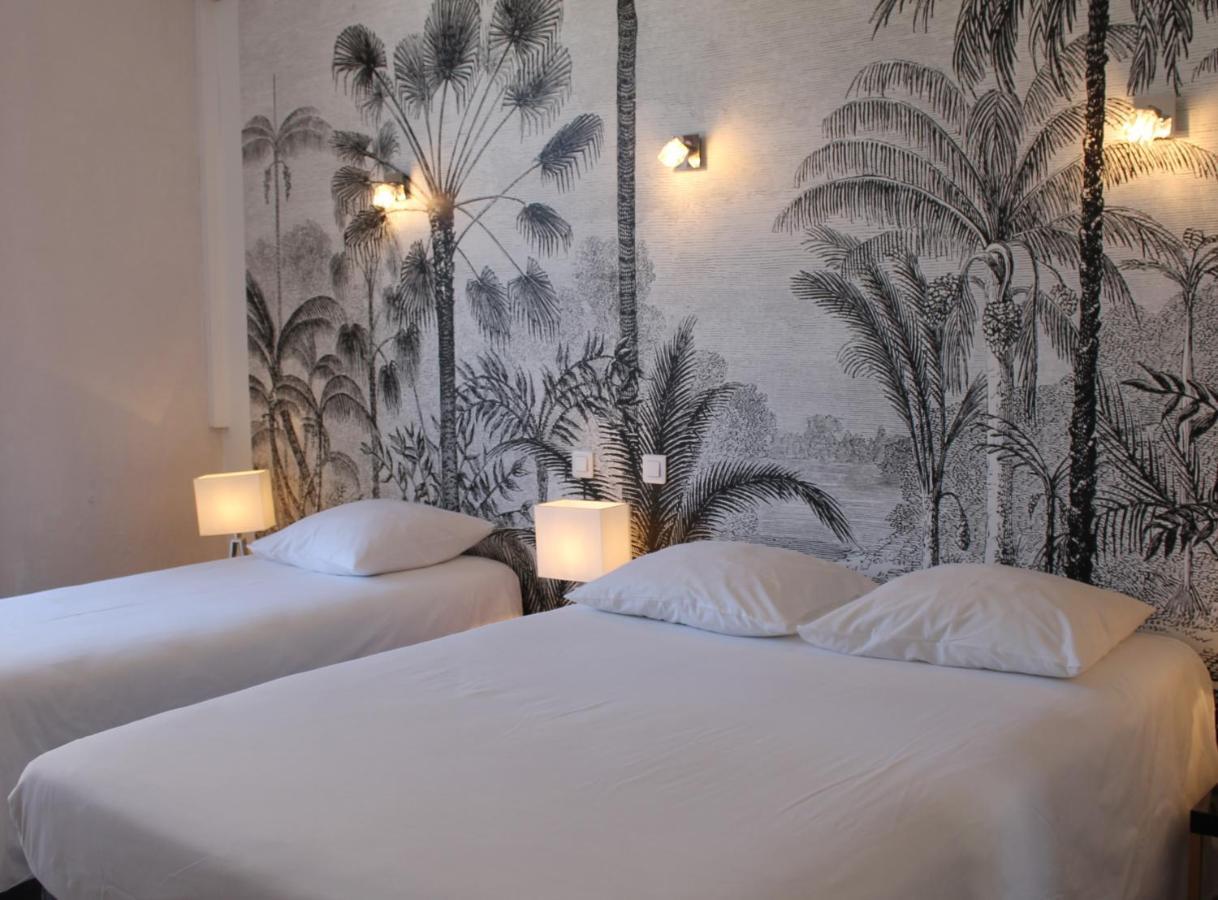 Les Palmiers Hotel