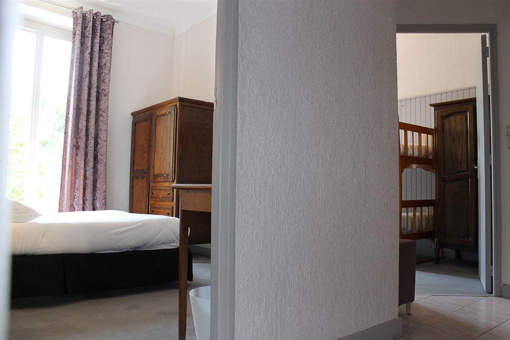Les Palmiers Hotel