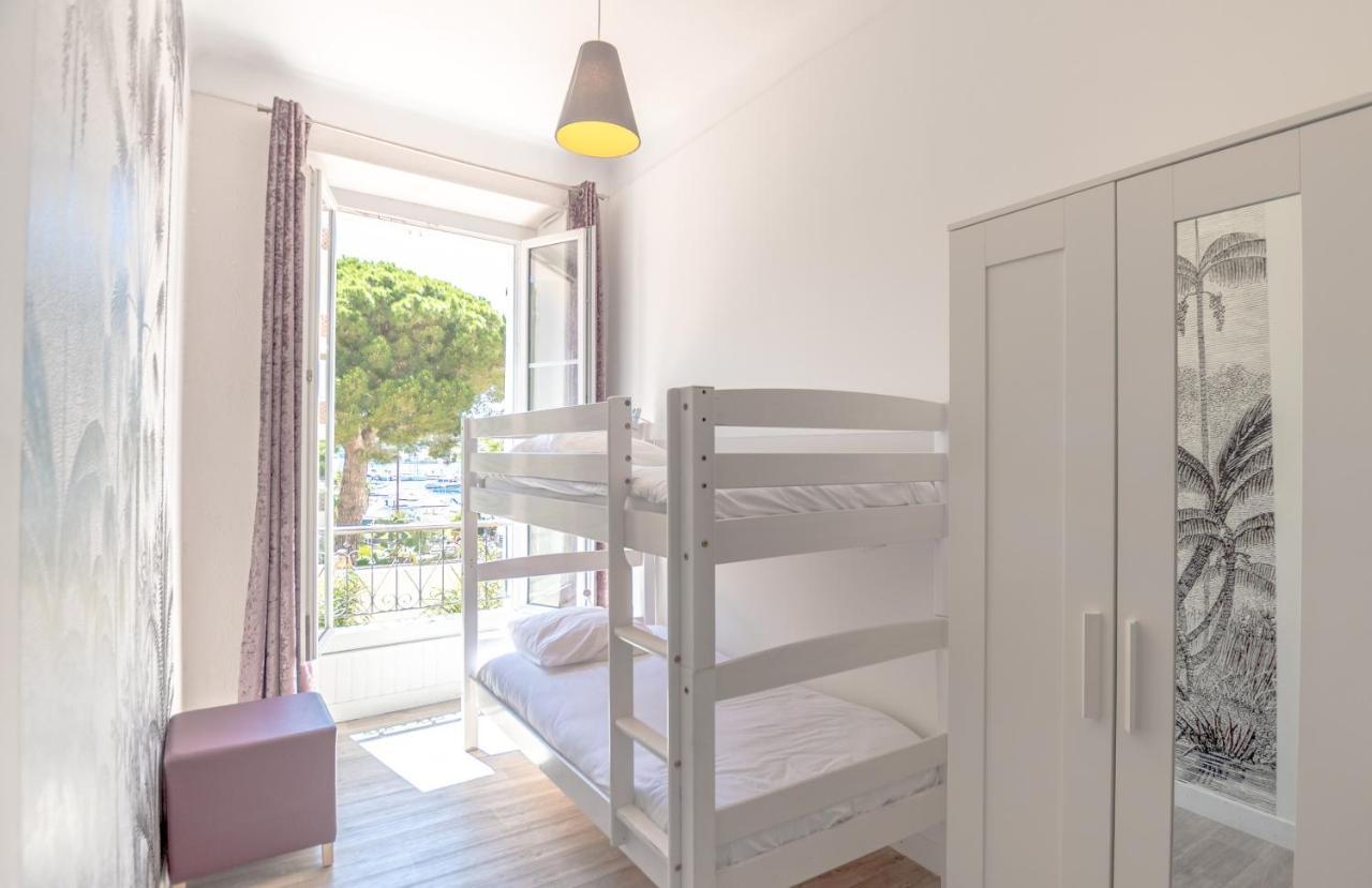 Les Palmiers Hotel