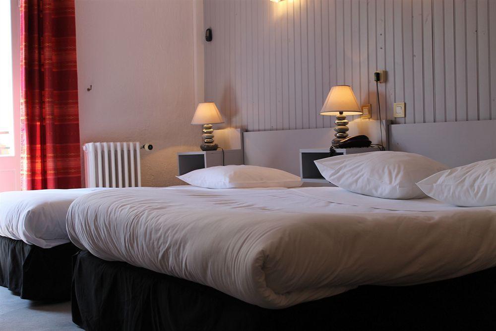 Les Palmiers Hotel
